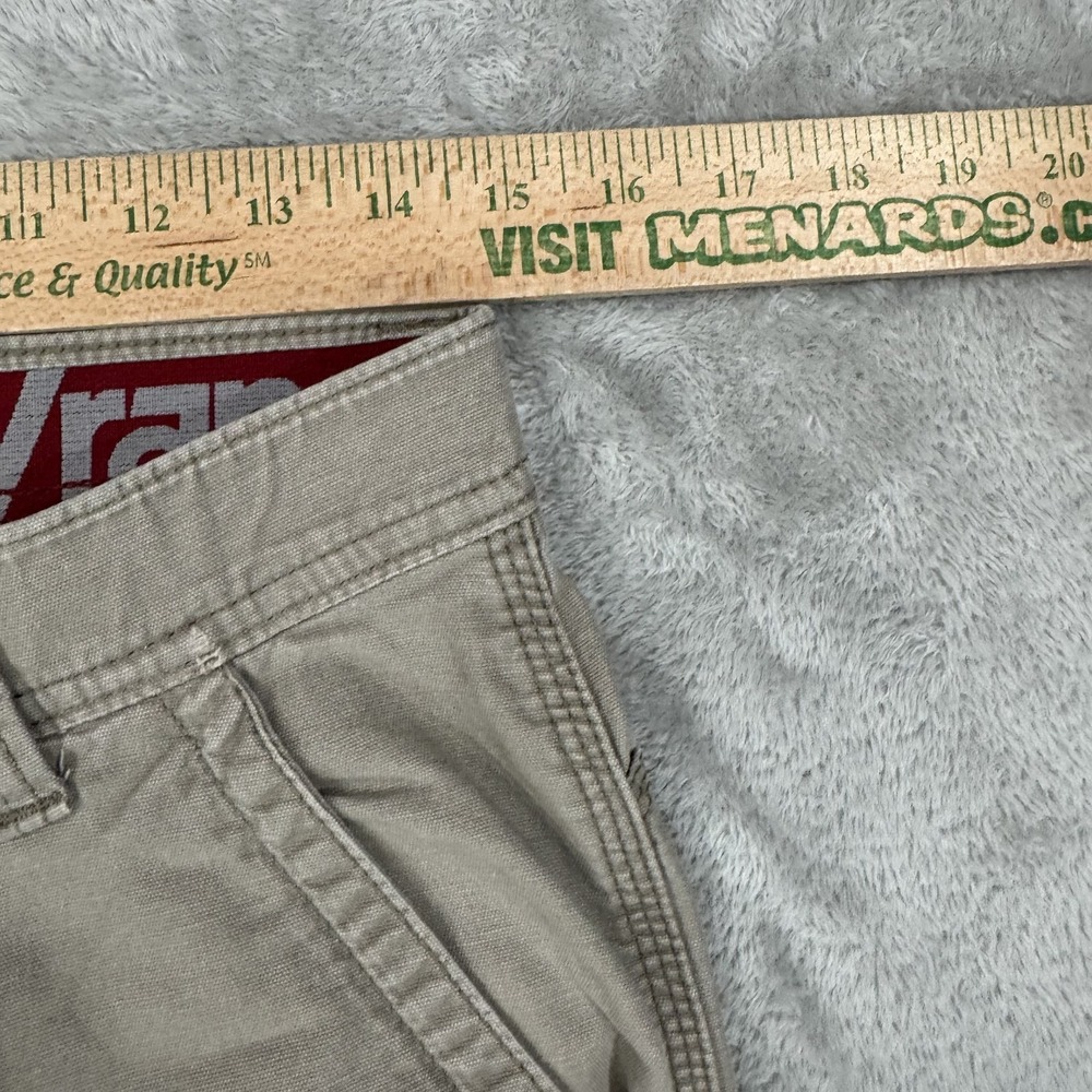 Wrangler Pants Mens 30x32 ATG All Terrain Gear Beige Canvas Utility Gusset Trail - Picture 13 of 16